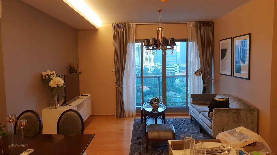 (CRA-1242)H Sukhumvit 43,BTS Phrom Phong (0.5 km), 2bed 2bath 74.5sqm 10FL
