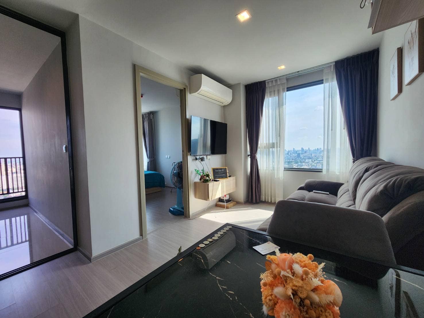 (CBA-1243)Life Ladprao,BTS Ha Yaek Lat Phrao (0.1 km) ,2bed 1bath ,52.08sqm ,45FL ,Building B