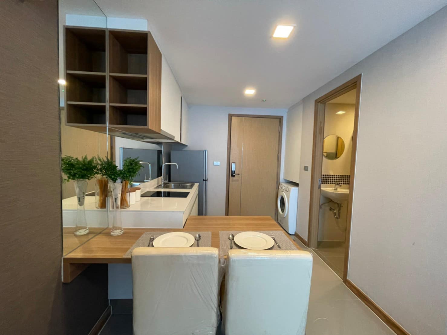 ​(CSA-1436)Interlux Premier Sukhumvit 13, BTS Nana (0.8 km), 1bed ,1bath , 35.8sqm, 4FL