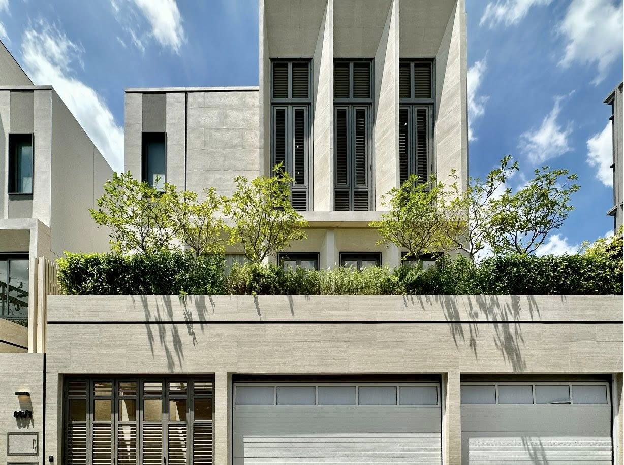 (VSB-1272) Adler Chan Road ,4beds,5baths,1maid,535sqm,3storey.