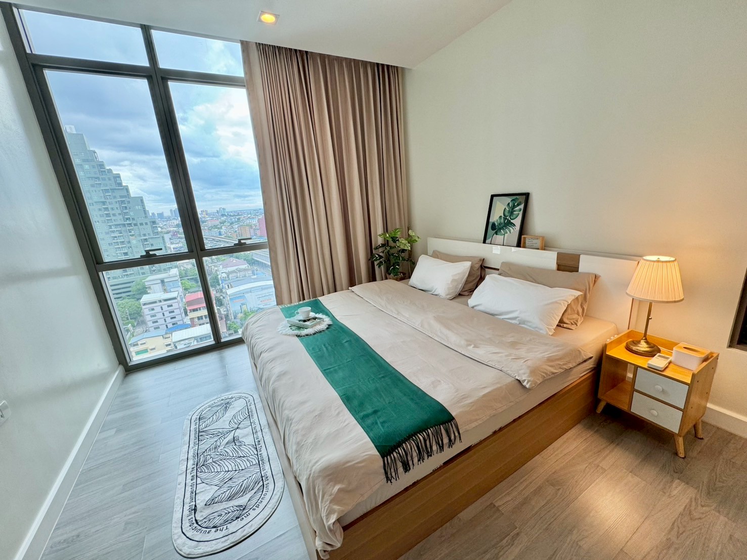 (CRB-1392) The Room BTS Wongwian Yai ,1bed,1bath,43.65sqm,17fl.