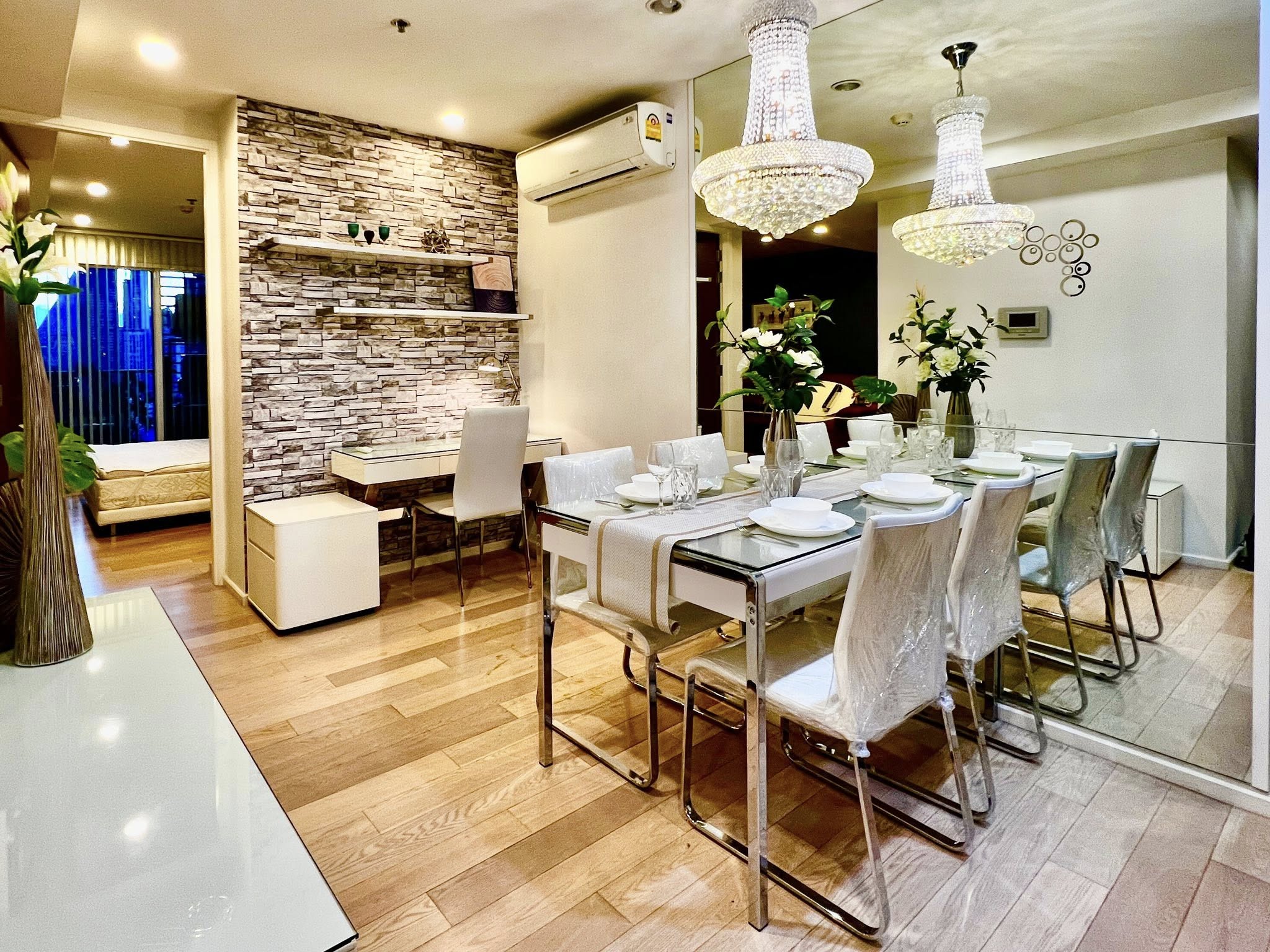 (CRB-1506) 15 Sukhumvit Residences ,2beds,1bath,66sqm,17fl.