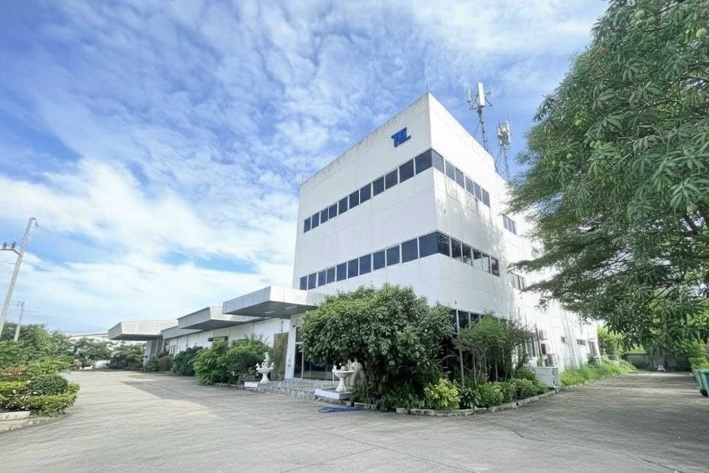 (FSB-1556) Lat karbang Factory , 6700sqm,3storeysOffice.