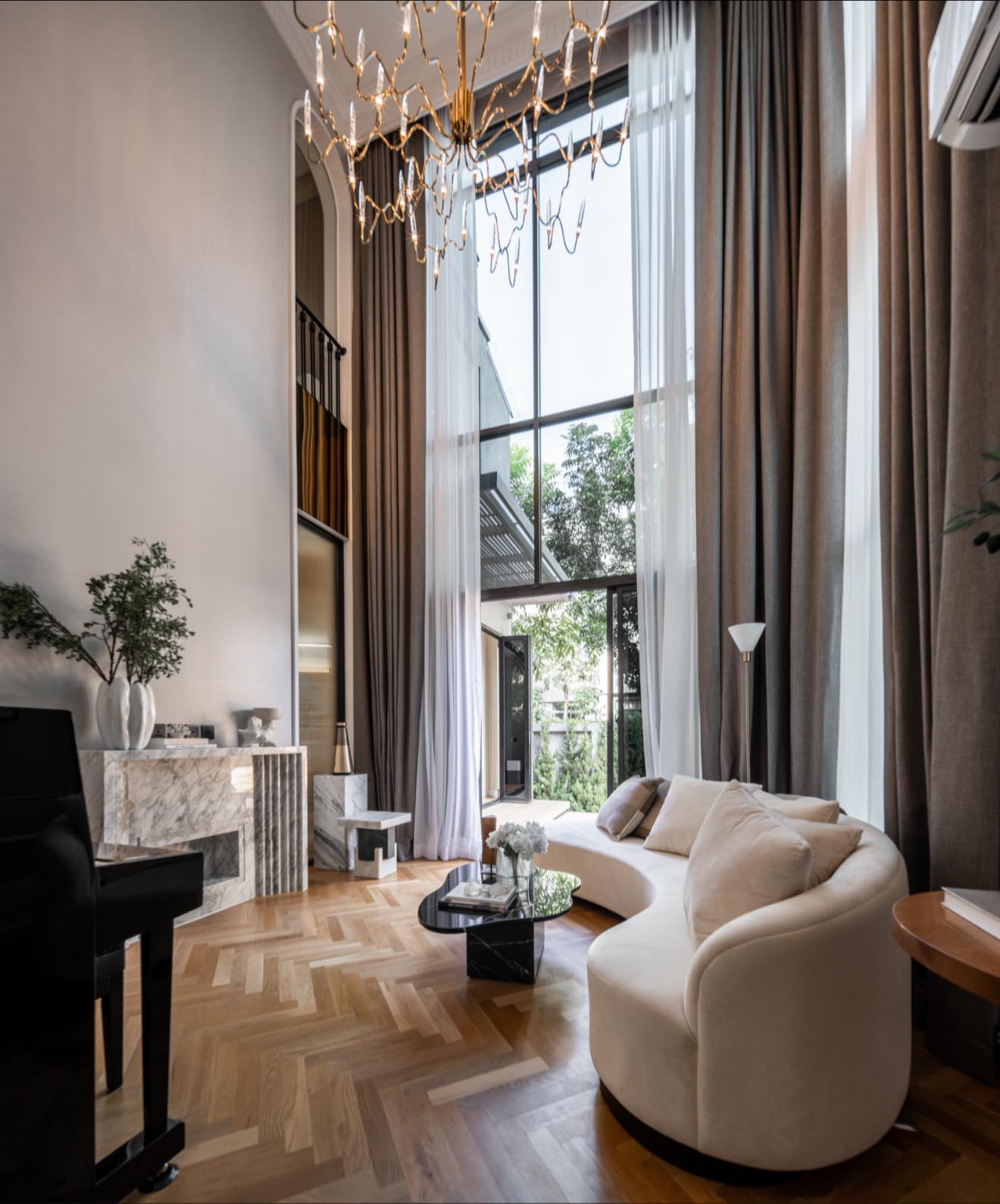 (VRB-1558) The Gentry Sukhumvit ,5beds,5baths,580sqm,3storey.