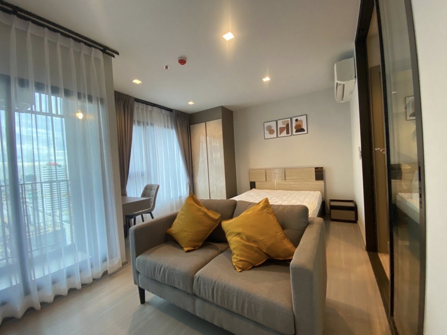(CRB-1583) Life Asoke Rama 9 ,1bedStudio,1bath,28sqm,32fl.