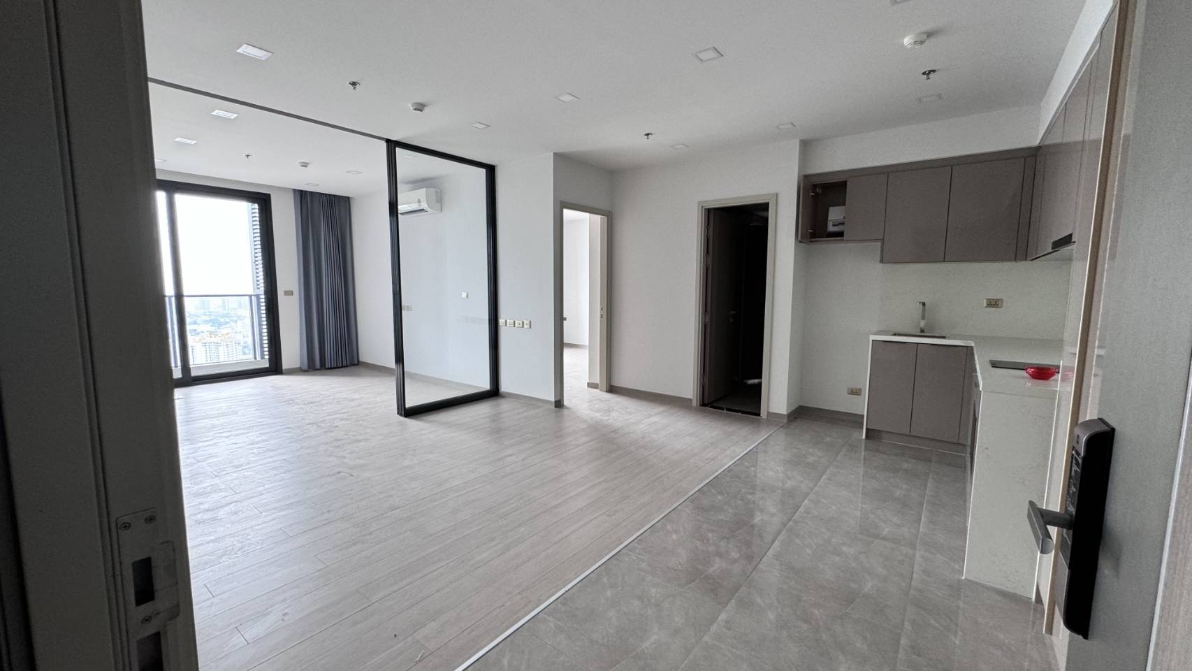 (CRB-1607) One 9 Five Asoke - Rama 9 ,1bed,1bath,69sqm,56fl.