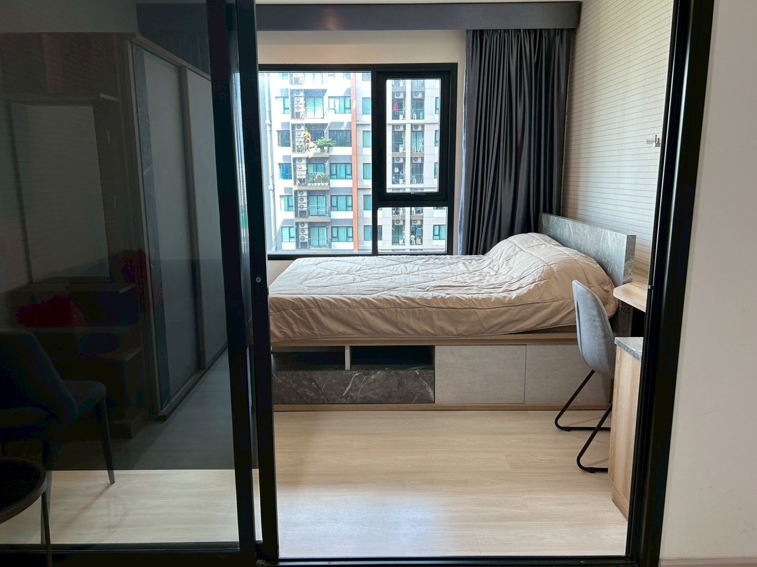 (CRB-1613) Life Asoke ,1bed,1bath,30sqm,27fl.