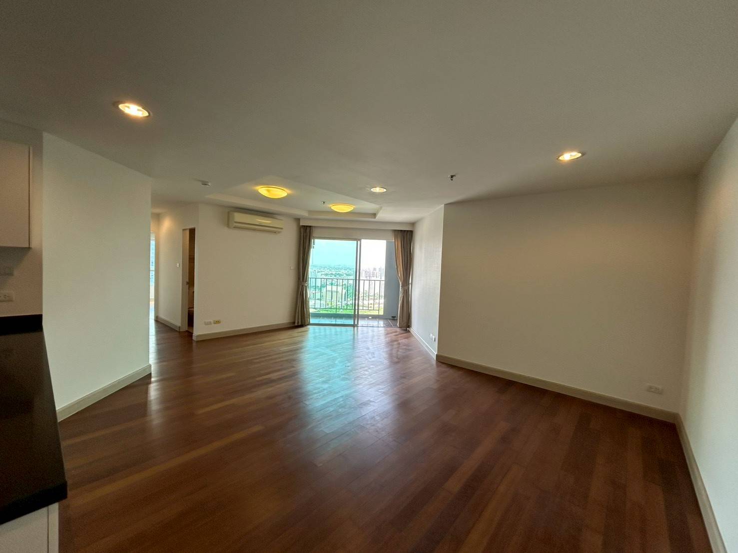 (CSB-1615) Belle Grand Rama 9 ,2beds,2baths,100.26sqm,39fl,towerD.