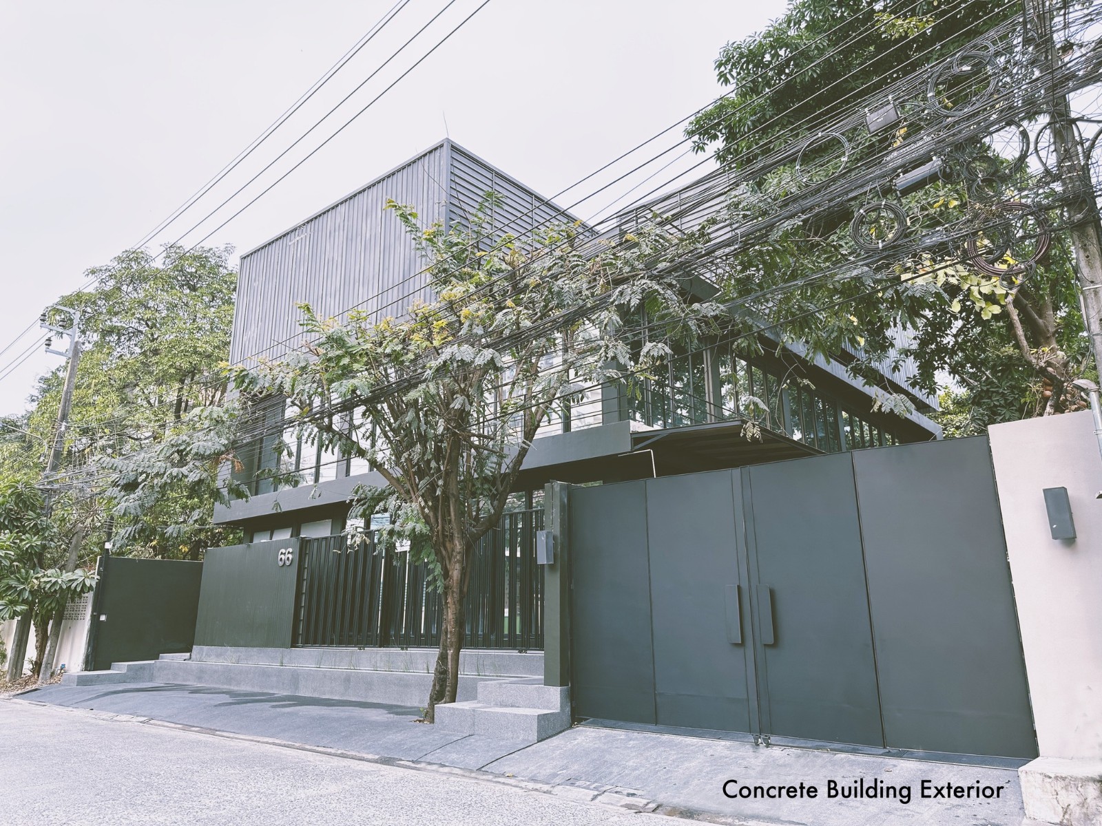 (ORB-1687) 366 Office building , 14rooms,2bulidings.