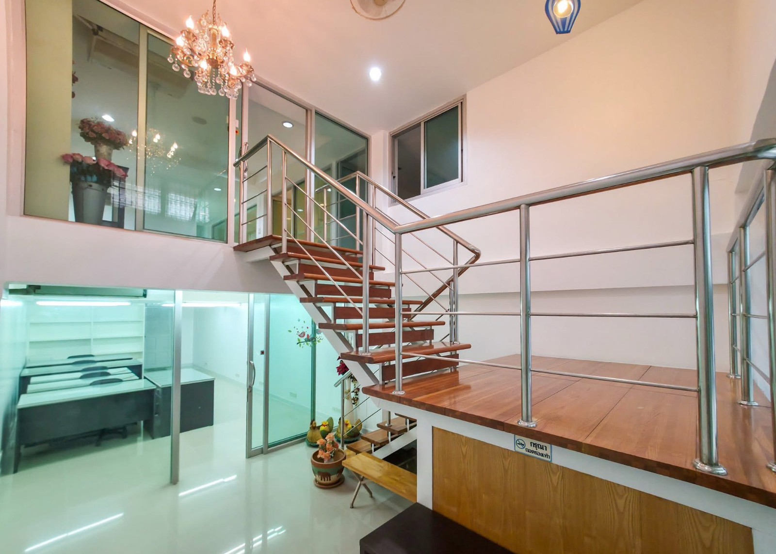 (SRB-1738) Phra Khanong ,4rooms,2baths,200sqm,2storey.