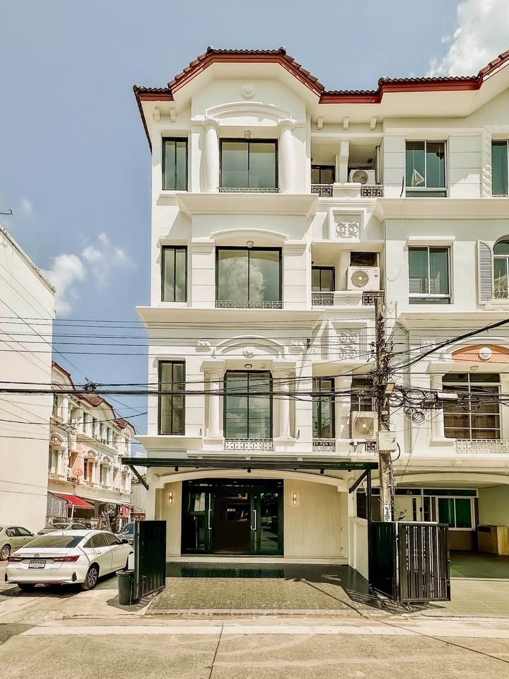 (VSB-1753) Town in town ,4beds,7baths,260sqm,4storey.