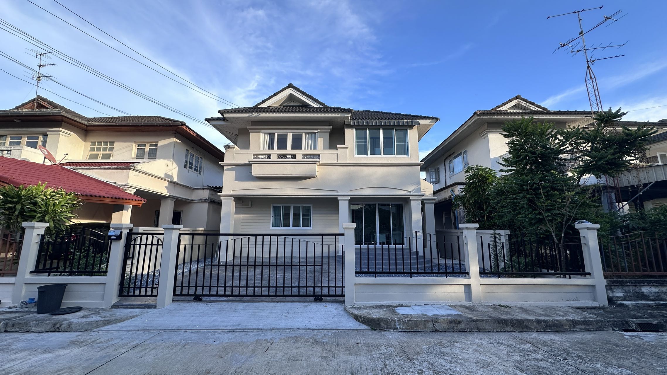 (VSB-1757) Perfect Place Ramkhamhaeng 164 ,4beds,3baths,316sqm,2storey.