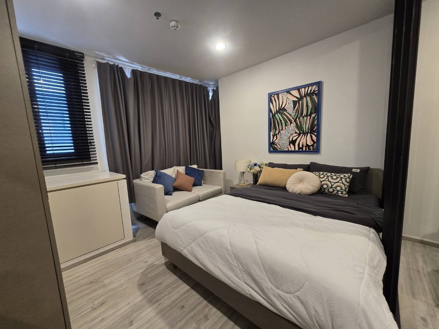(CRB-1824) XT Huaikhwang ,1bed,1bath,30sqm,6fl,towerA.